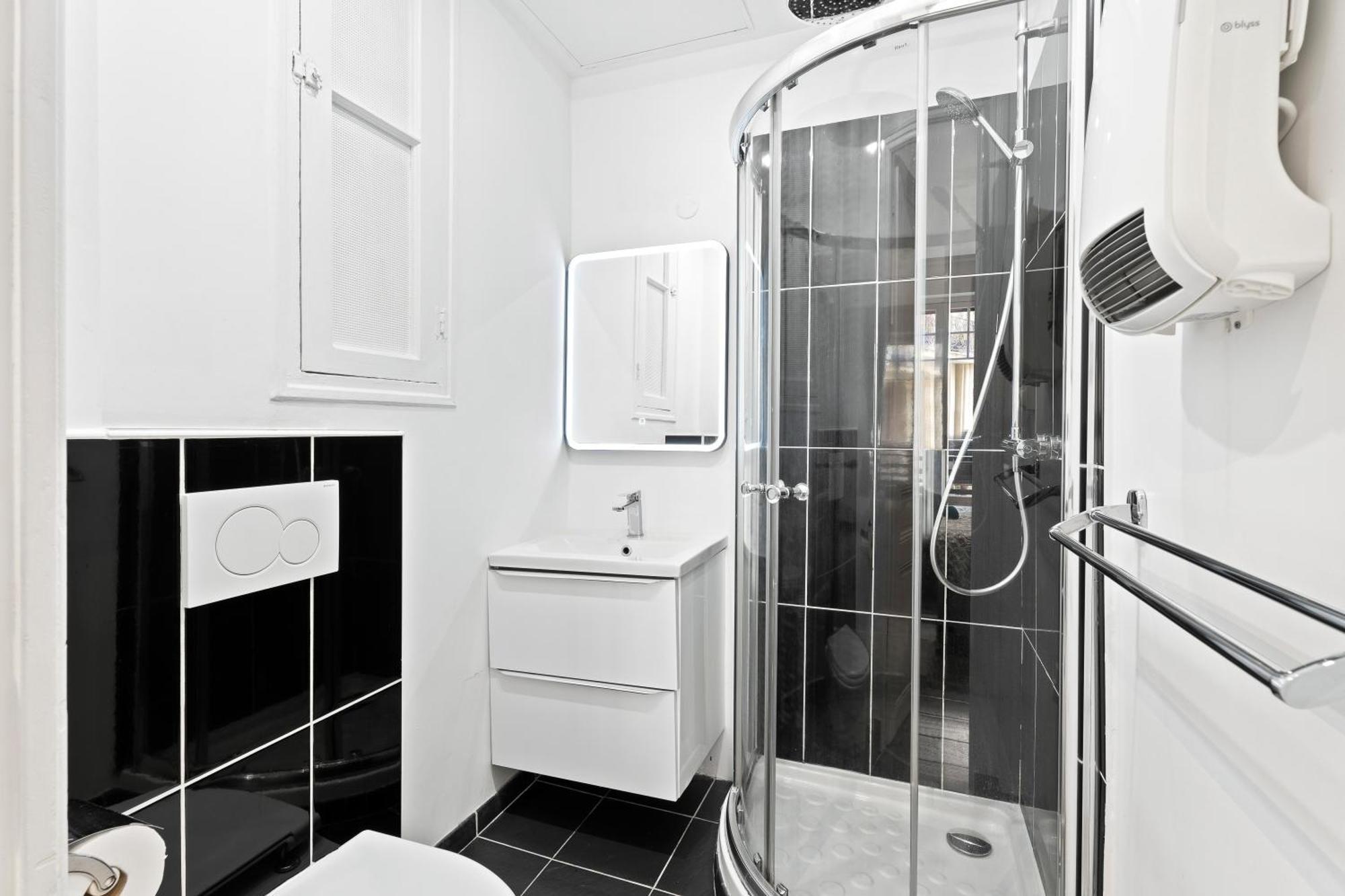 Appartamento Renting - Paganini - New Lovely Cosy Flat In Heart Of *
